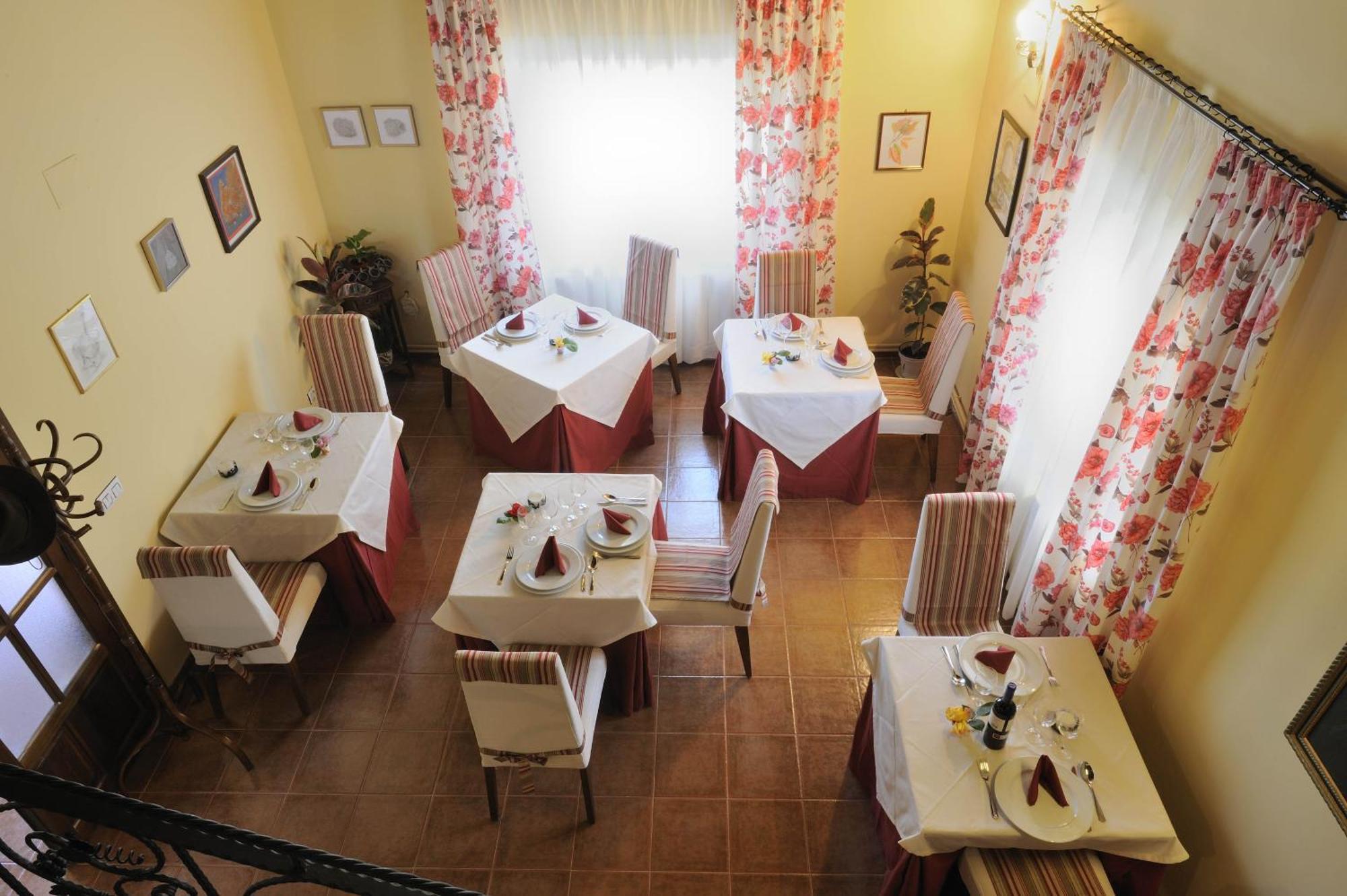 Valdexpacio Guest House Valdecaballeros Bagian luar foto